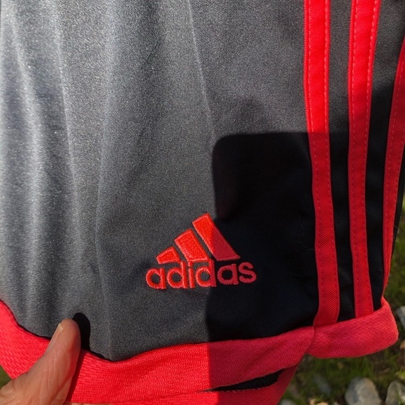 Adidas Climacool  black running shorts deep orange stripes - Picture 4 of 9